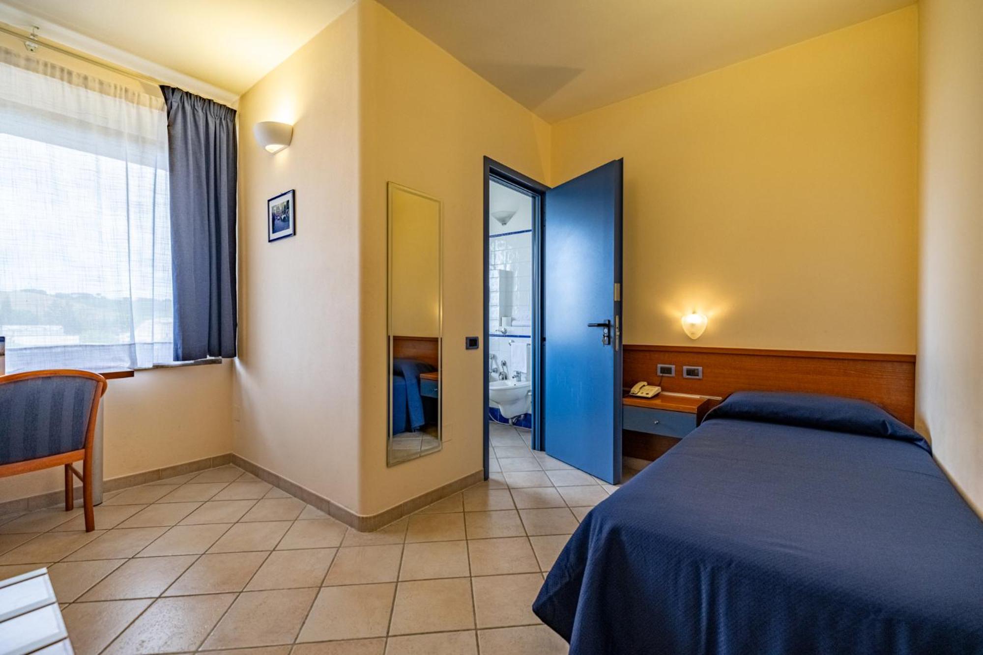 1000 Miglia Hotel Monteroni dʼArbia Kültér fotó