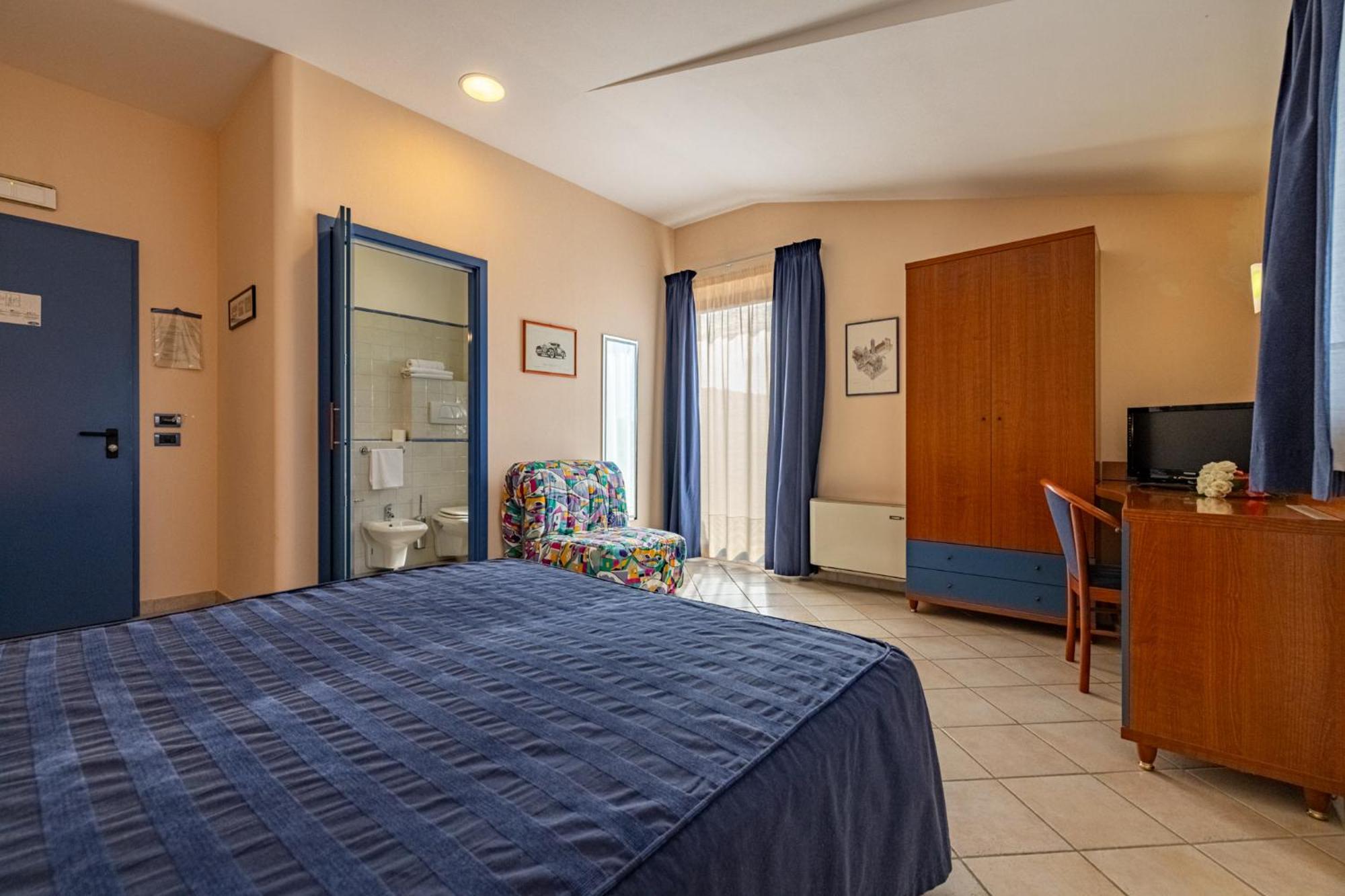1000 Miglia Hotel Monteroni dʼArbia Kültér fotó
