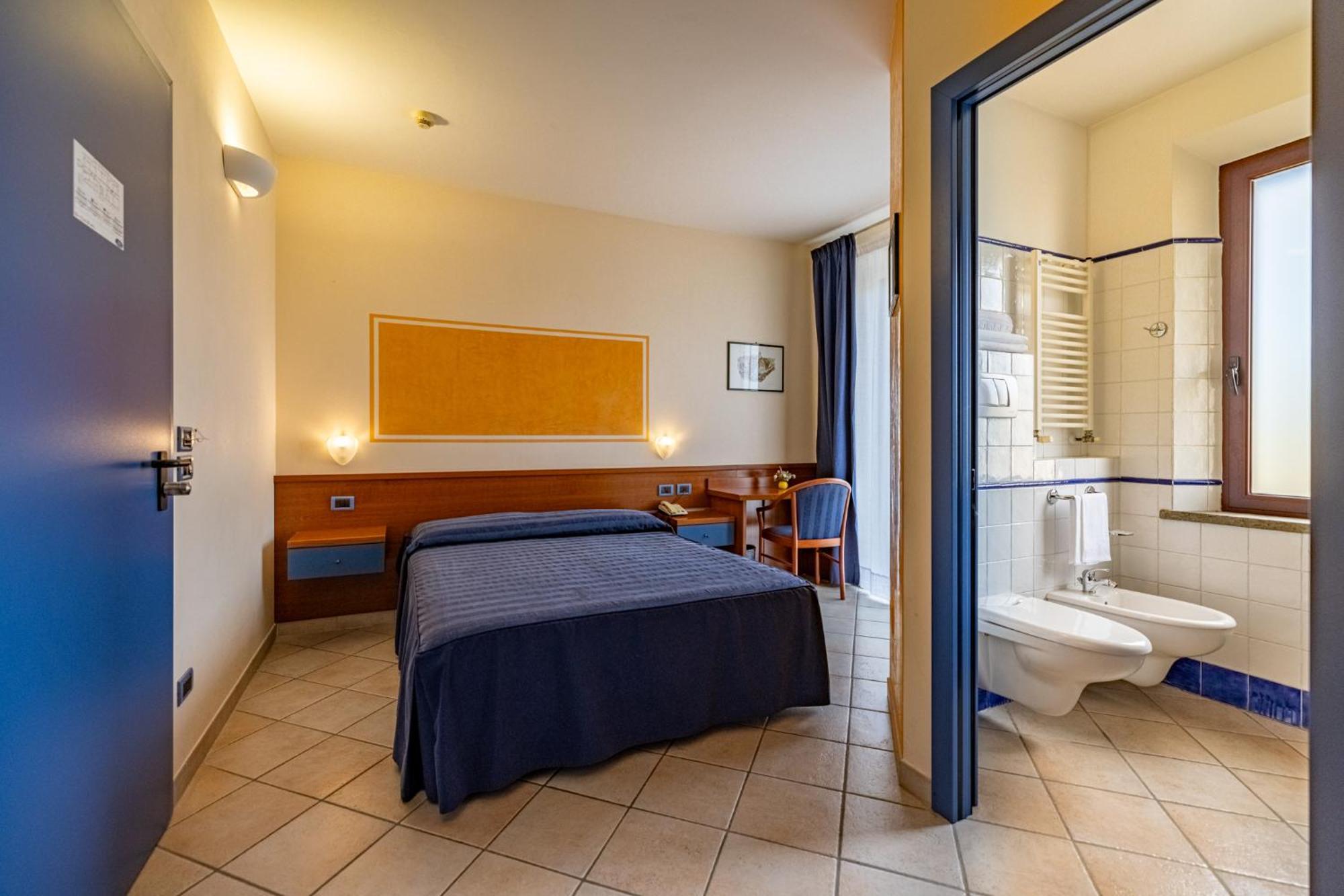 1000 Miglia Hotel Monteroni dʼArbia Kültér fotó