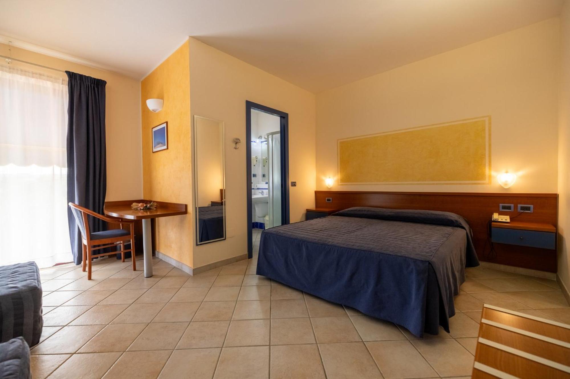 1000 Miglia Hotel Monteroni dʼArbia Kültér fotó